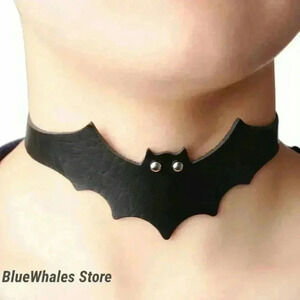 Batwoman DC comic hot Choker